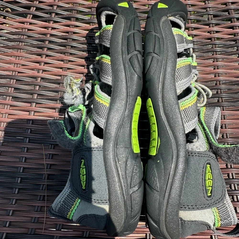 Keen Kid's Newport H2 Waterproof Sandals - Racer Gray Size 3
